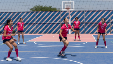 secundaria-bilingue-para-ninas-actividades-deportes