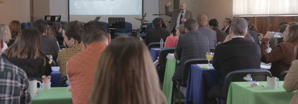 Por qué elegir un colegio que conecte con tus valores