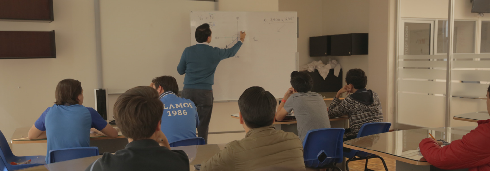 En Colegio Álamos educamos y formamos a nuestros alumnos