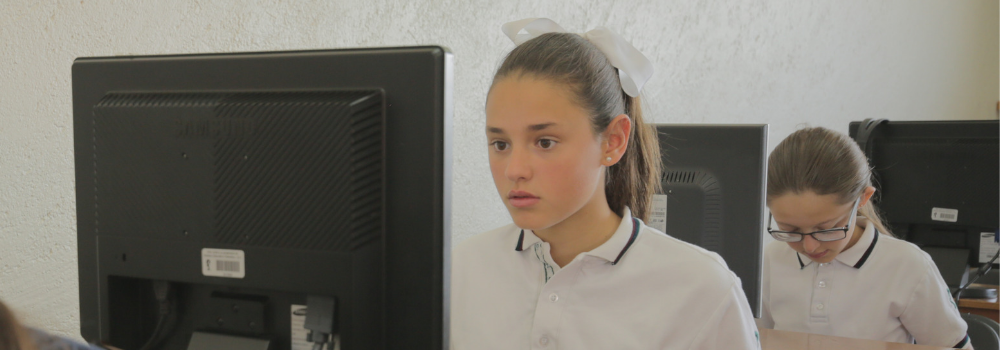 ¿Qué hago si mi hija se obsesiona con los likes en internet?